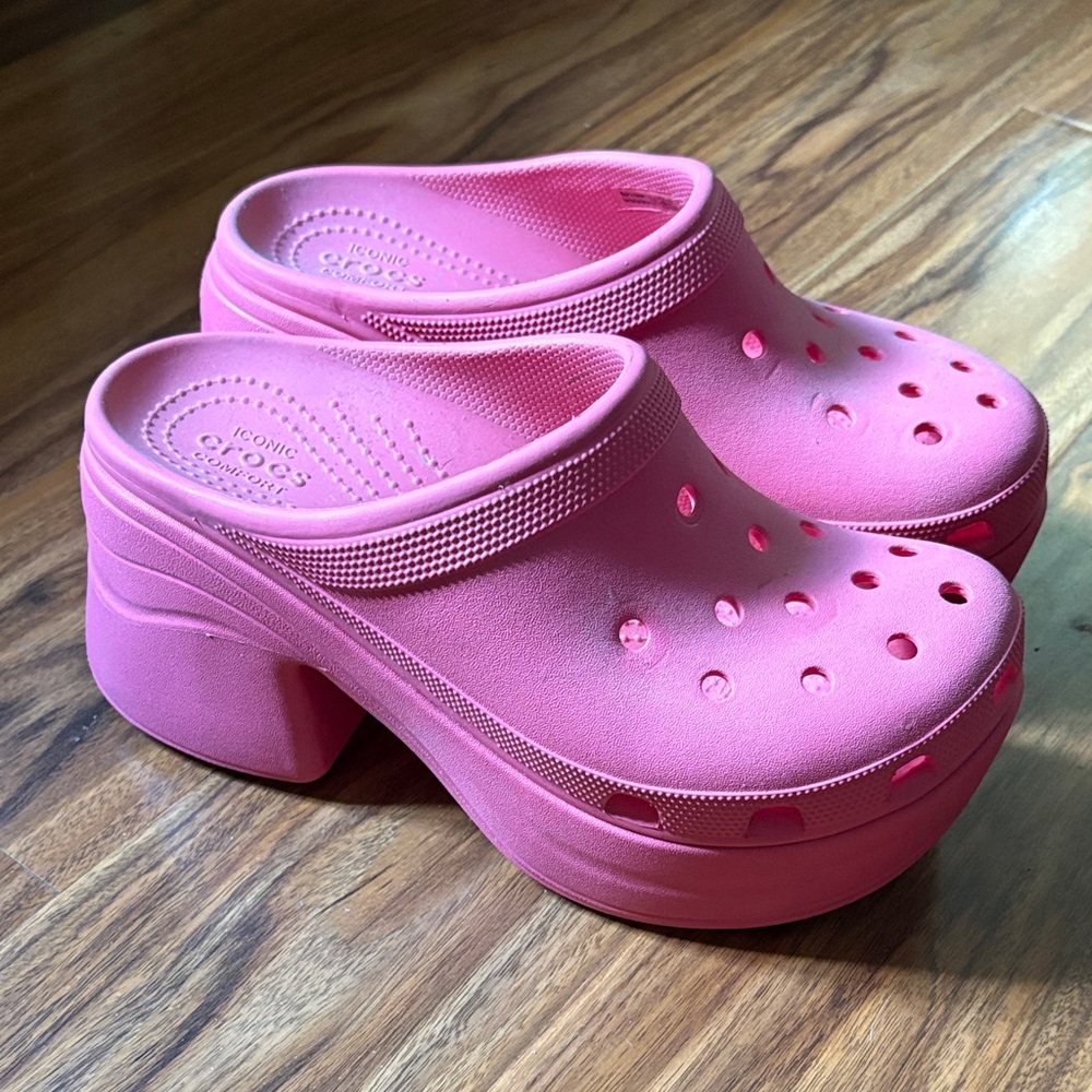 CROCS Pink Siren Clog Platform 9 - Picture 2 of 10